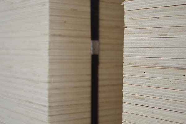 多層板廠家介紹避免受潮的方法