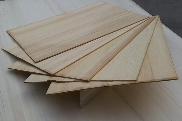生態板為什么以松木為基材?這些優點很明顯